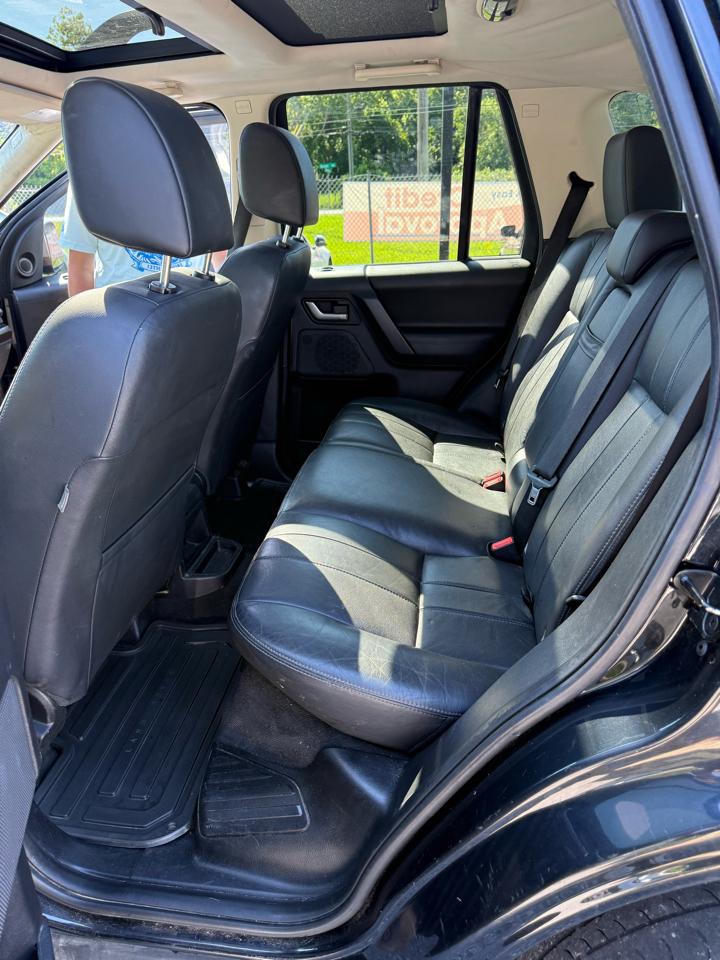 Land Rover LR2 HSE 2011