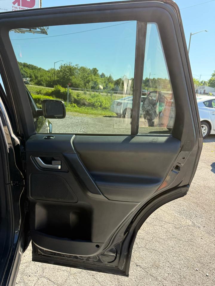 Land Rover LR2 HSE 2011