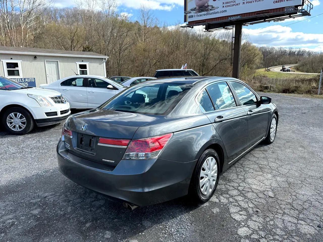 Honda Accord SE Sedan AT 2011
