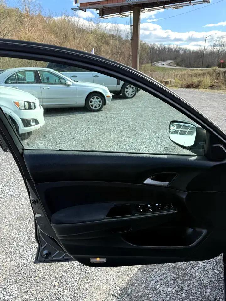 Honda Accord SE Sedan AT 2011