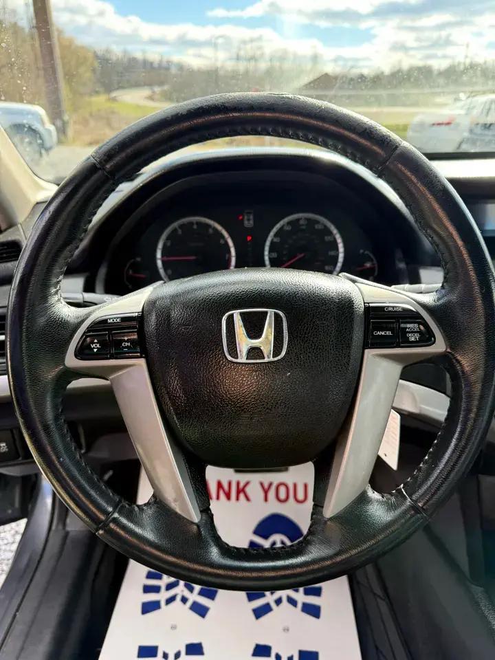 Honda Accord SE Sedan AT 2011