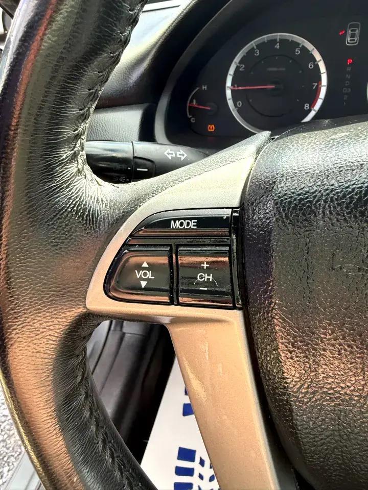 Honda Accord SE Sedan AT 2011