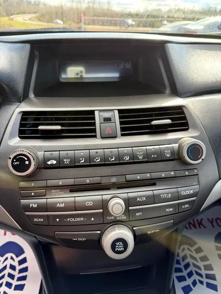 Honda Accord SE Sedan AT 2011