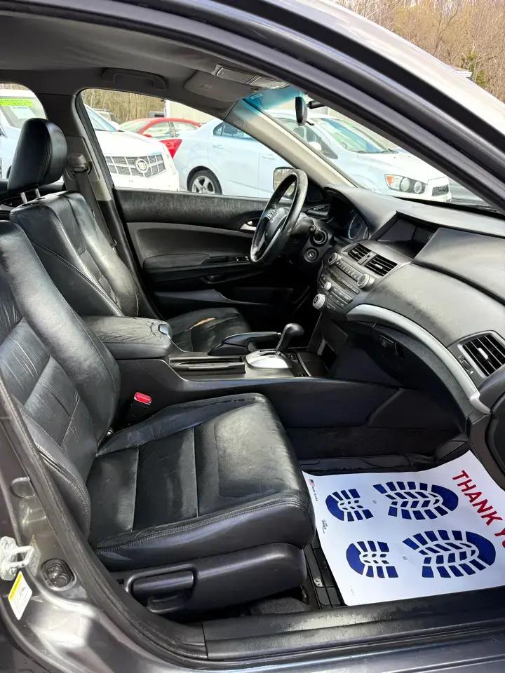 Honda Accord SE Sedan AT 2011