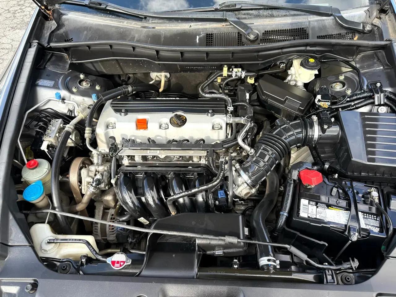 Honda Accord SE Sedan AT 2011