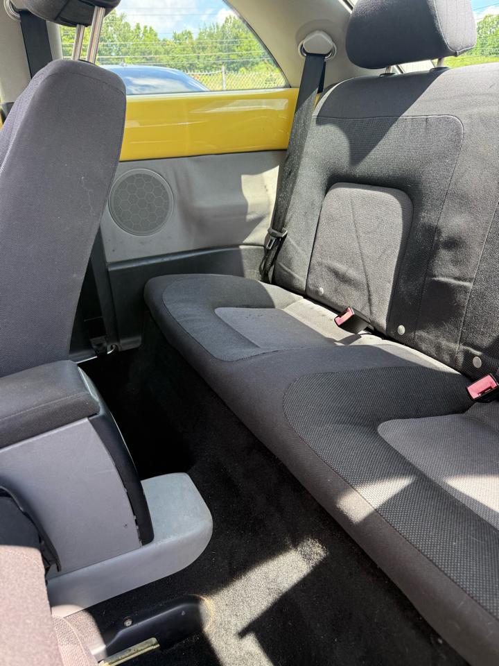 Volkswagen New Beetle GLS 2.0L 2003