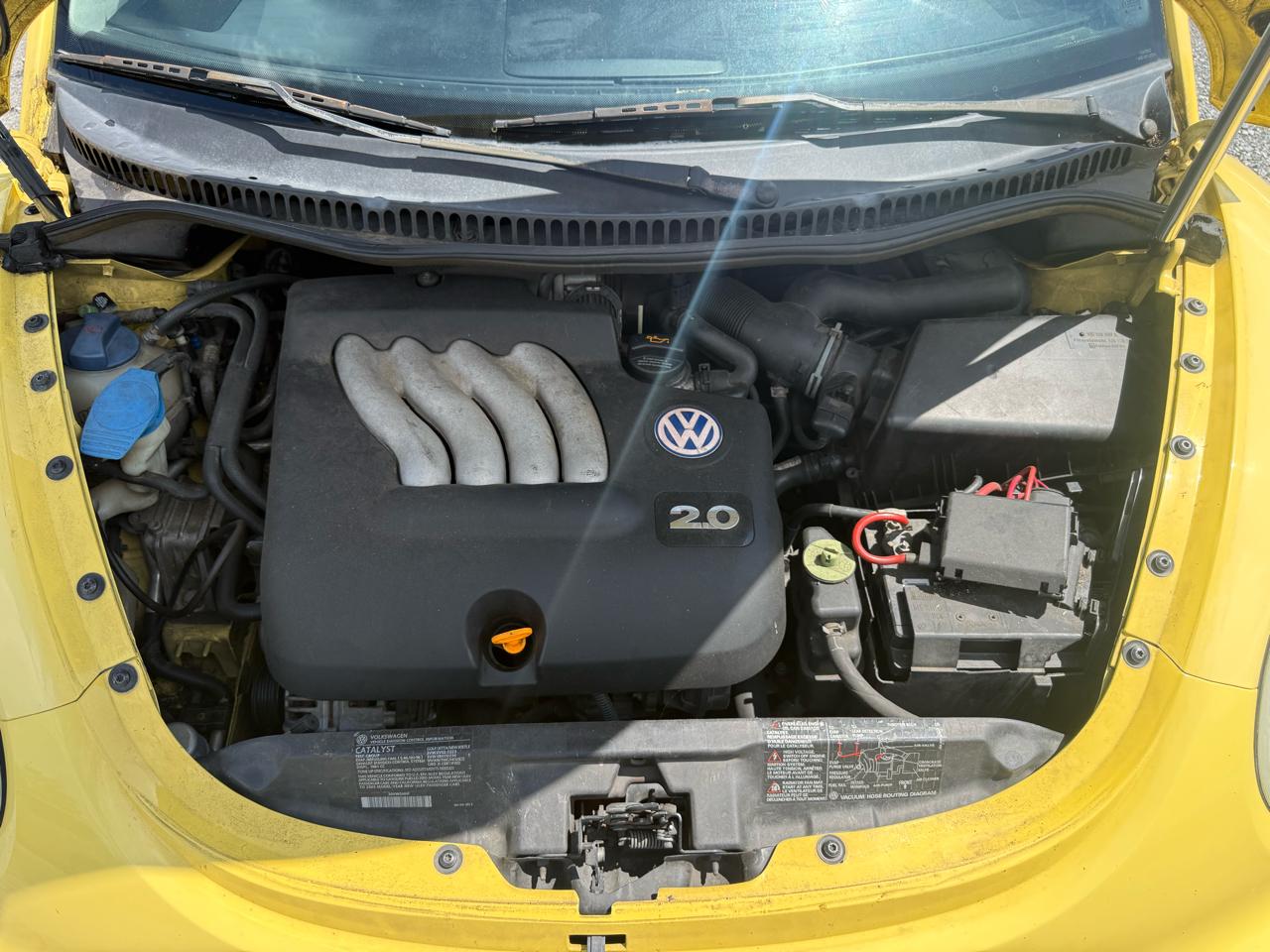 Volkswagen New Beetle GLS 2.0L 2003