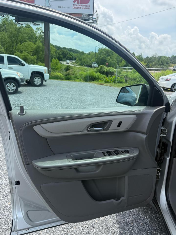 Chevrolet Traverse LS AWD w/PDC 2013