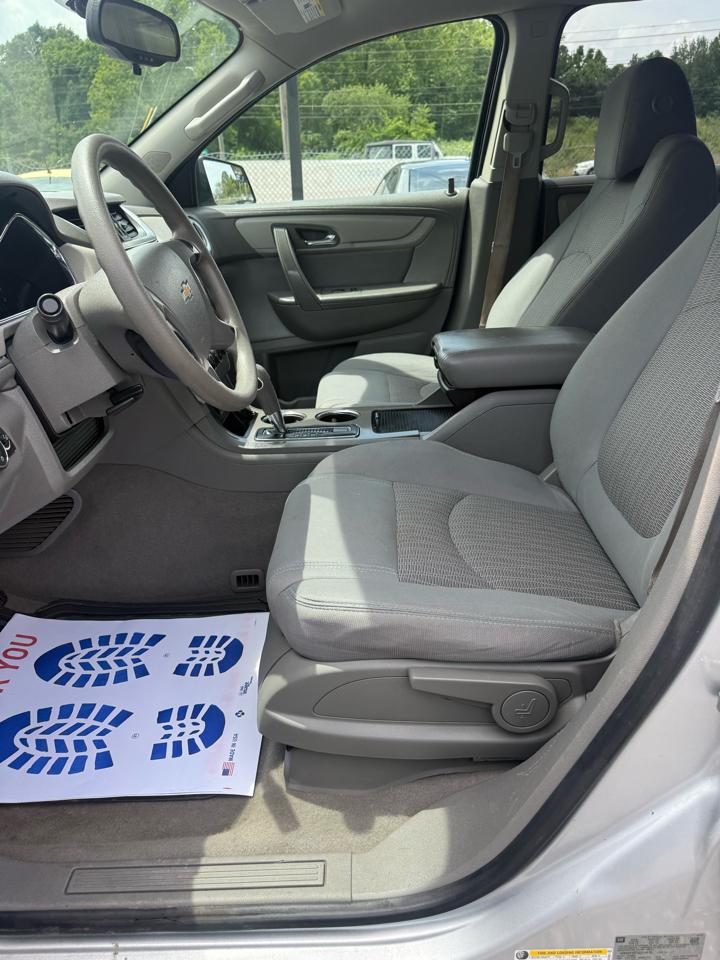 Chevrolet Traverse LS AWD w/PDC 2013