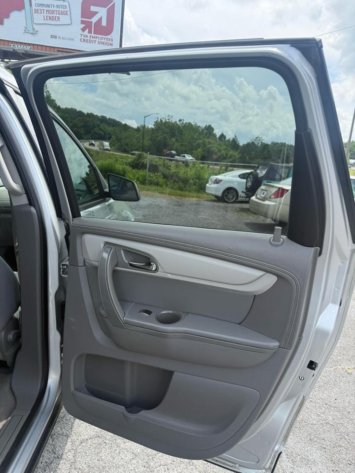 Chevrolet Traverse LS AWD w/PDC 2013