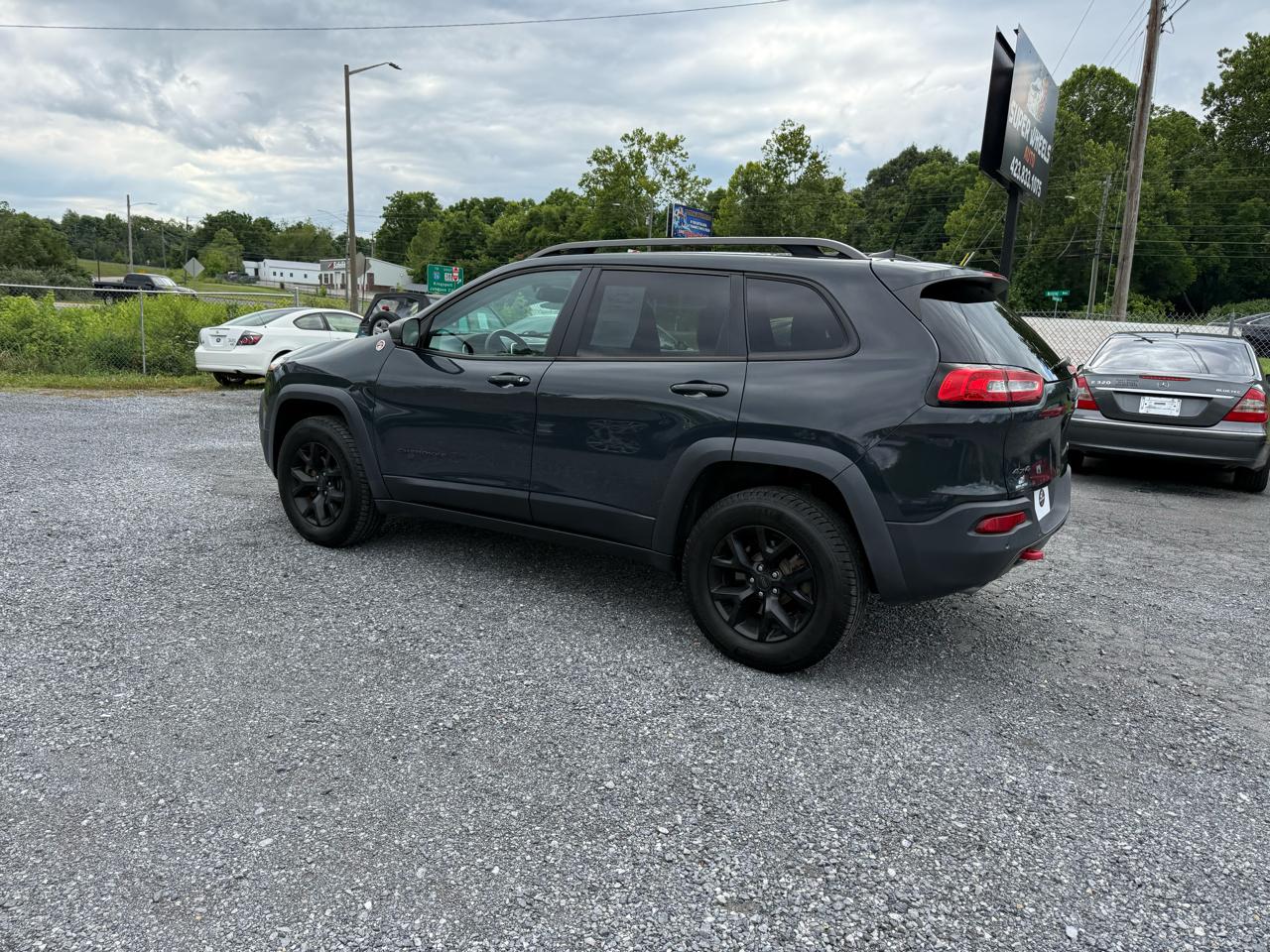 Jeep Cherokee Trailhawk 4WD 2018