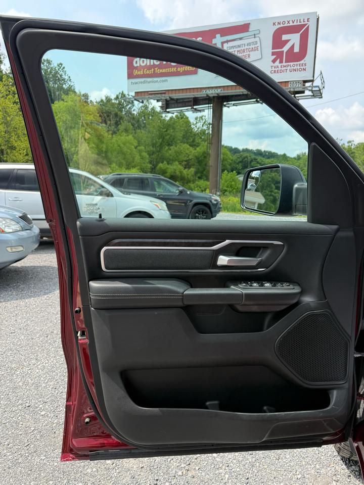 RAM 1500 Big Horn Quad Cab 4WD 2023
