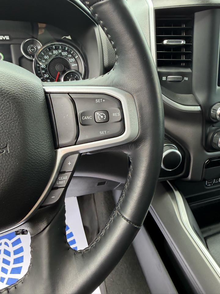 RAM 1500 Big Horn Quad Cab 4WD 2023