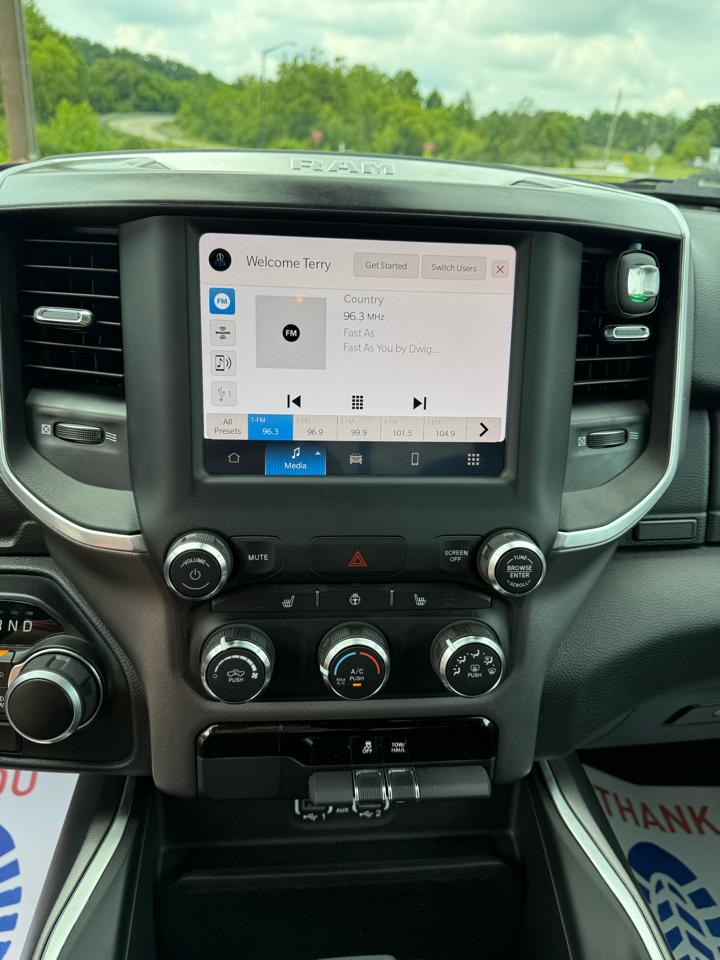 RAM 1500 Big Horn Quad Cab 4WD 2023