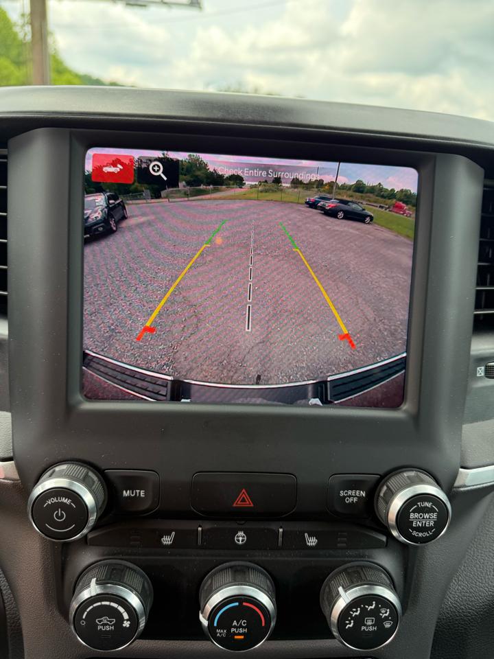 RAM 1500 Big Horn Quad Cab 4WD 2023