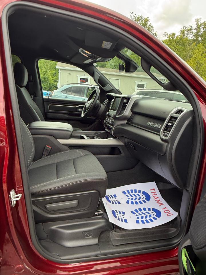RAM 1500 Big Horn Quad Cab 4WD 2023