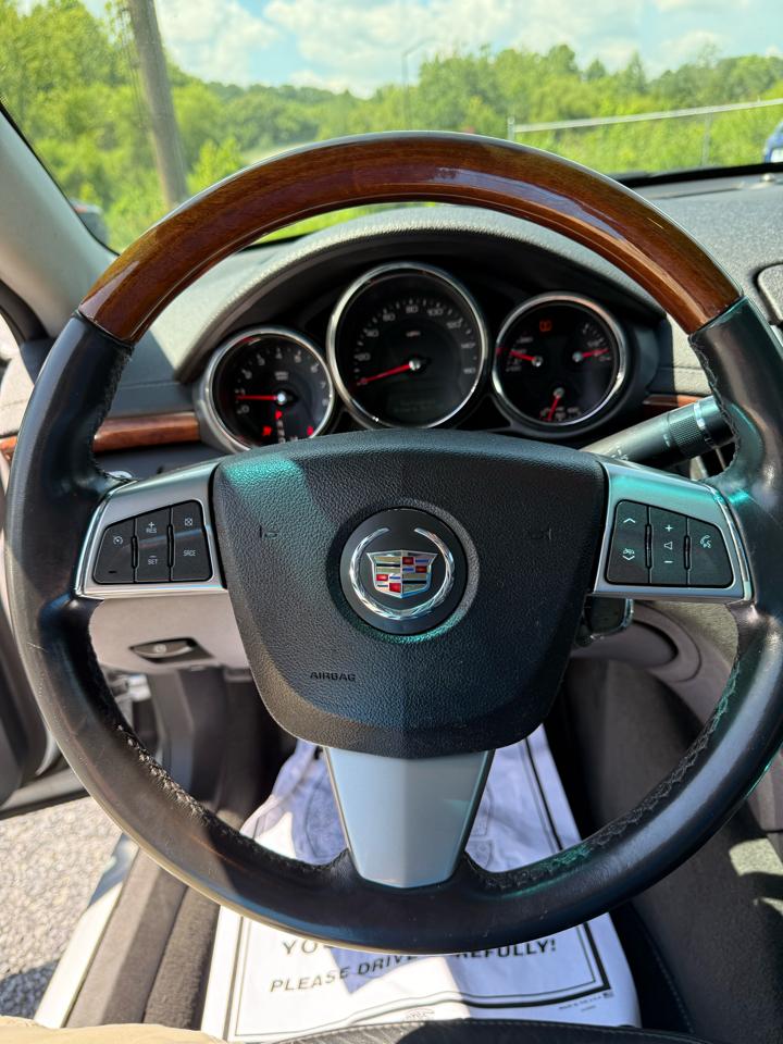 Cadillac CTS 3.6L SIDI with Navigation 2009