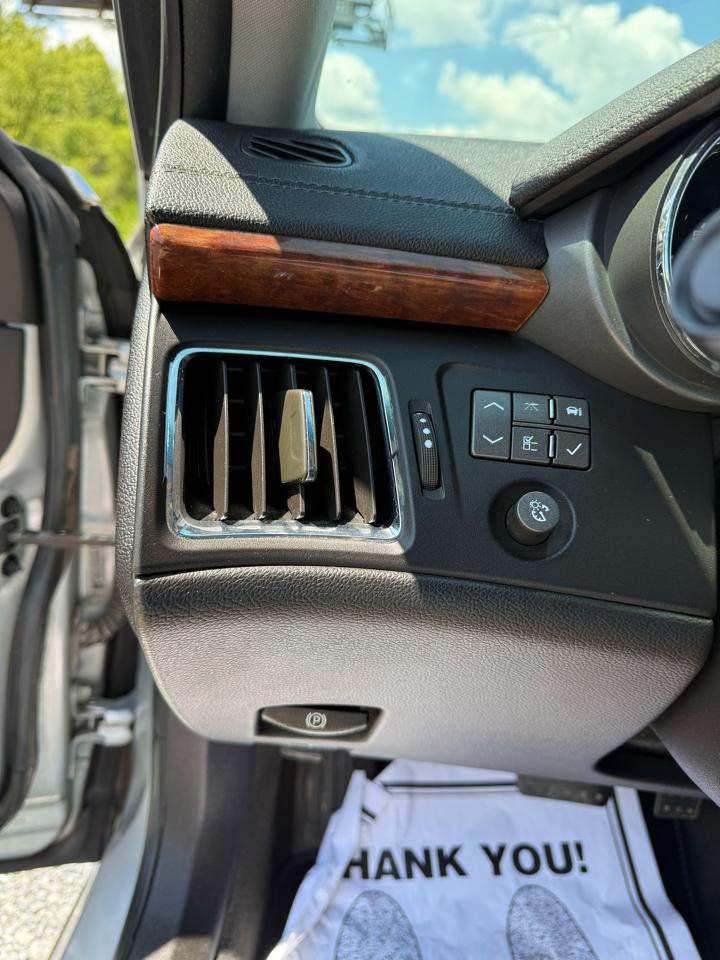Cadillac CTS 3.6L SIDI with Navigation 2009
