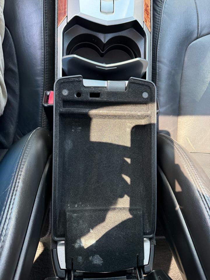 Cadillac CTS 3.6L SIDI with Navigation 2009