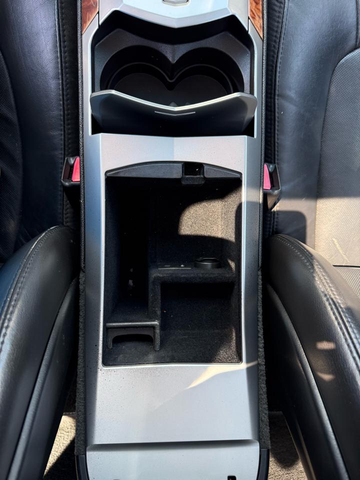 Cadillac CTS 3.6L SIDI with Navigation 2009