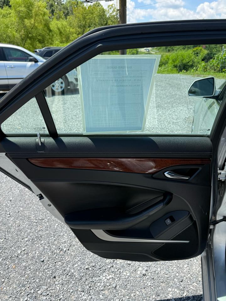 Cadillac CTS 3.6L SIDI with Navigation 2009