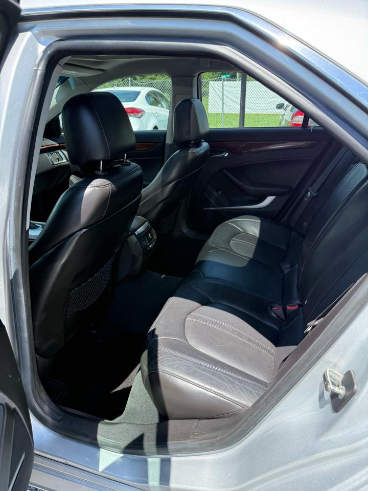 Cadillac CTS 3.6L SIDI with Navigation 2009