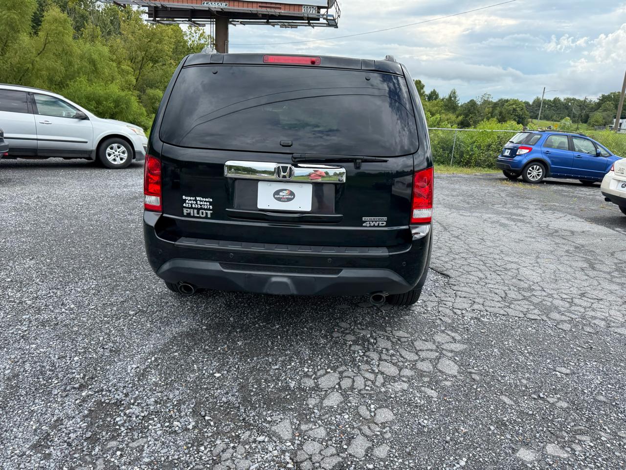 Honda Pilot Touring 4WD 5-Spd AT with DVD 2012