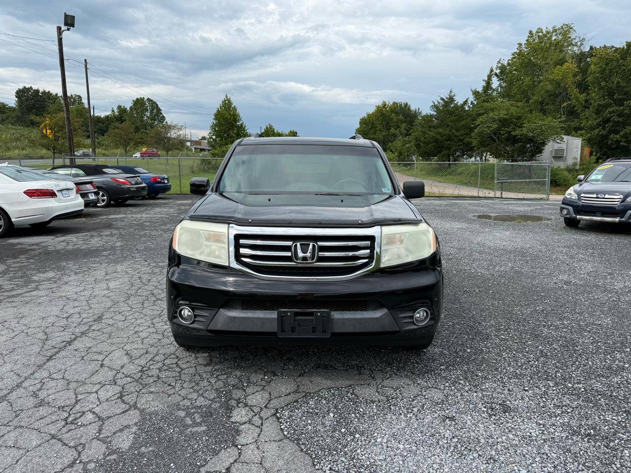 Honda Pilot Touring 4WD 5-Spd AT with DVD 2012