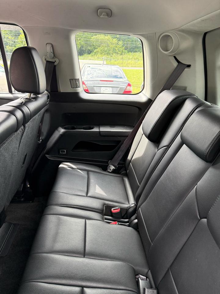 Honda Pilot Touring 4WD 5-Spd AT with DVD 2012
