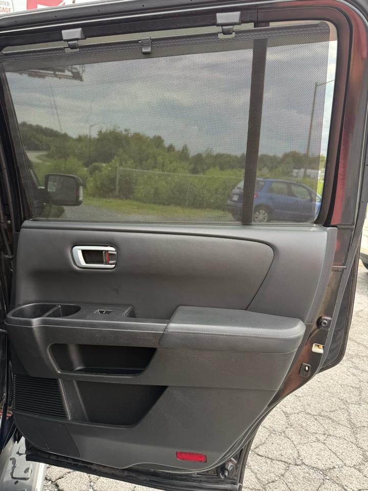 Honda Pilot Touring 4WD 5-Spd AT with DVD 2012