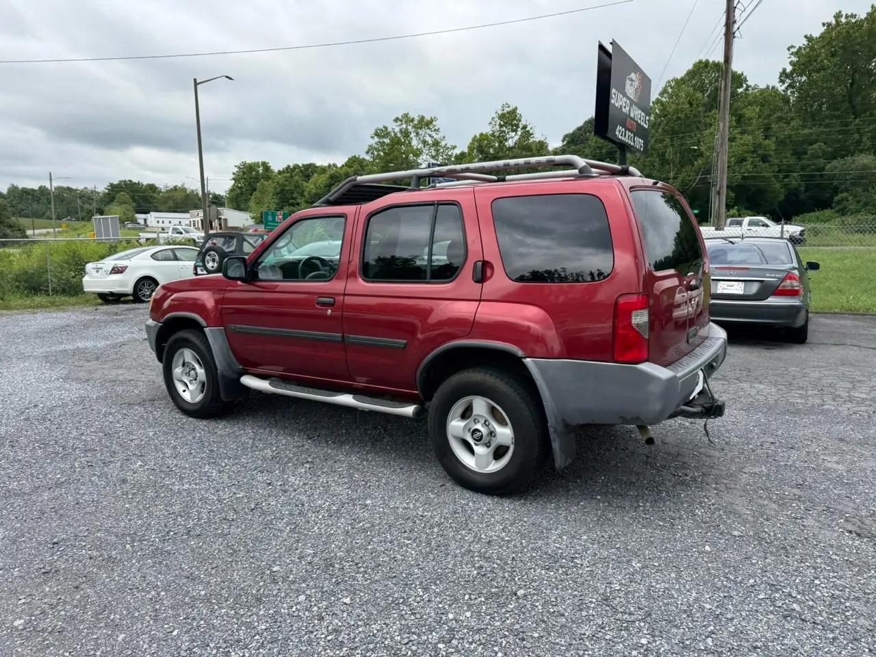 Nissan Xterra XE 2WD 2001