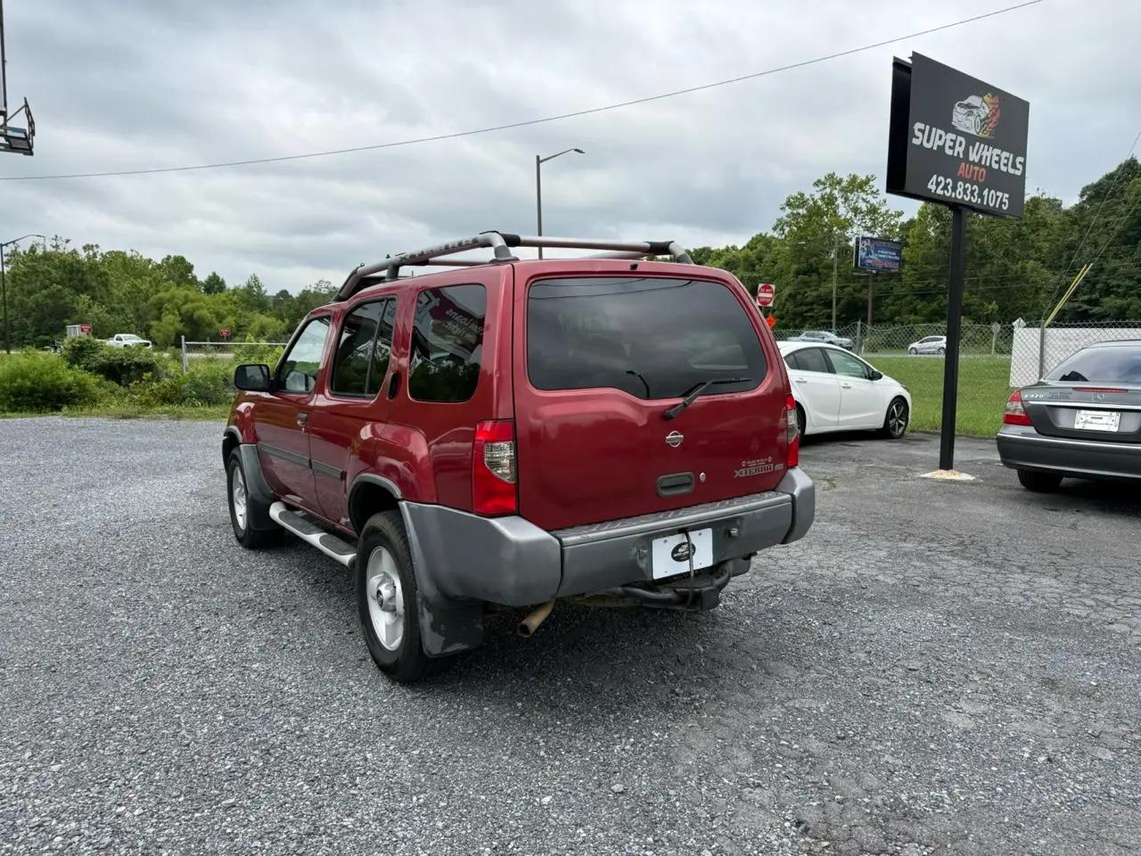 Nissan Xterra XE 2WD 2001
