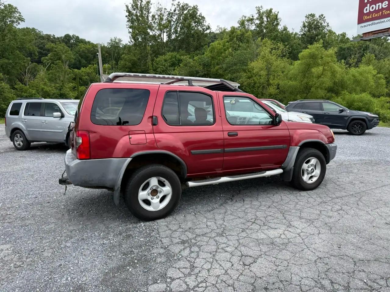 Nissan Xterra XE 2WD 2001