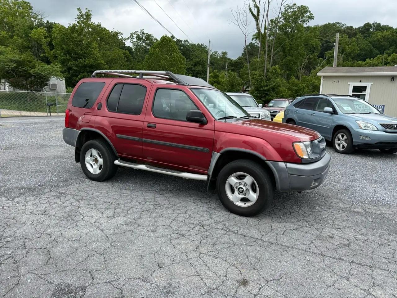 Nissan Xterra XE 2WD 2001