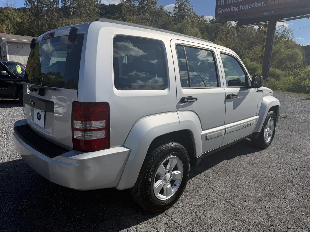 Jeep Liberty Sport 4WD 2010
