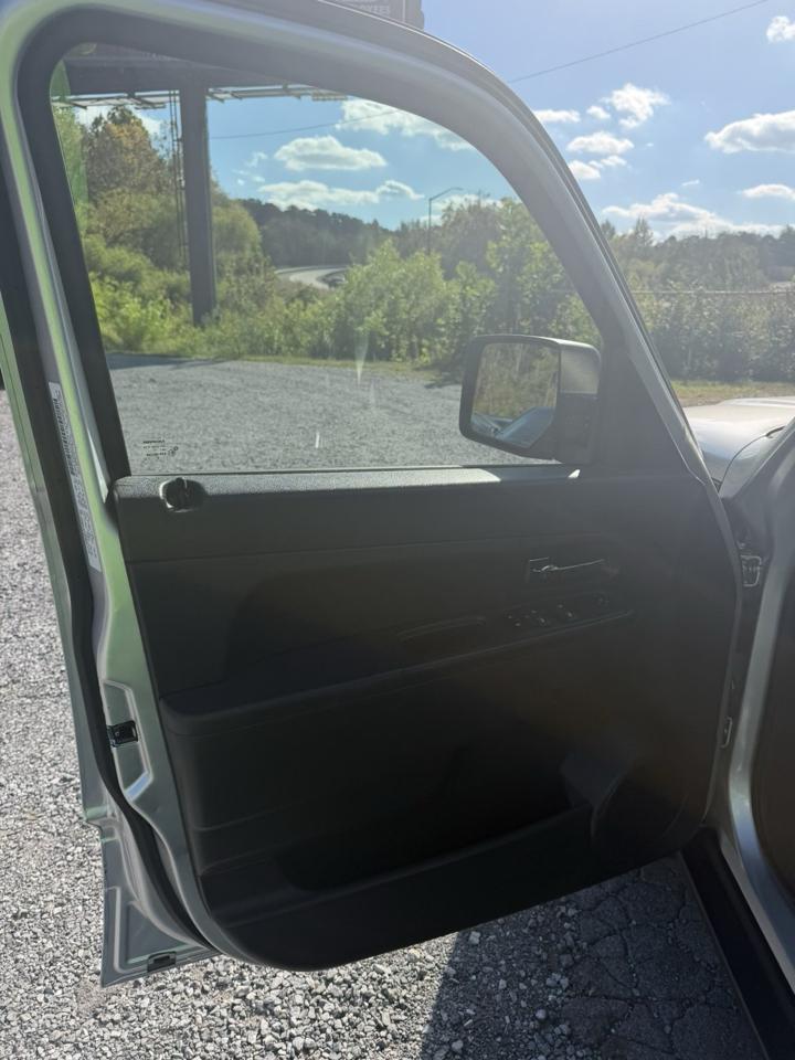 Jeep Liberty Sport 4WD 2010