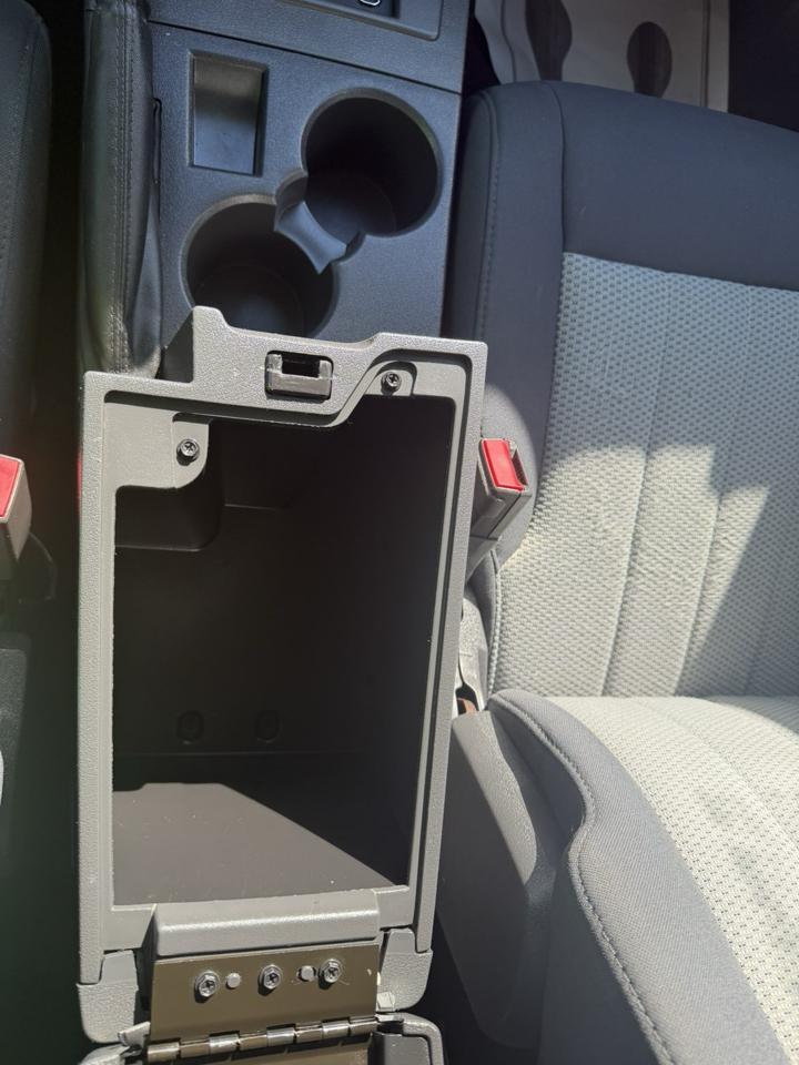Jeep Liberty Sport 4WD 2010