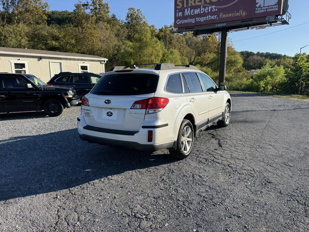 Subaru Outback 2.5i Limited 2013