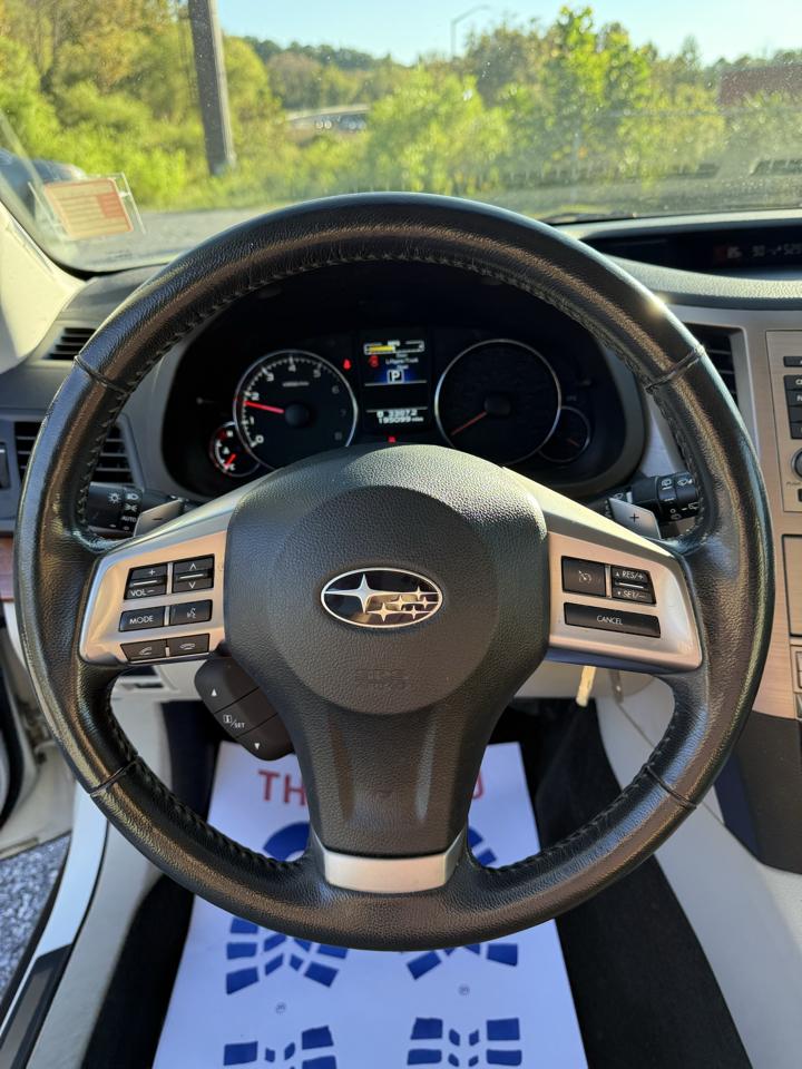 Subaru Outback 2.5i Limited 2013