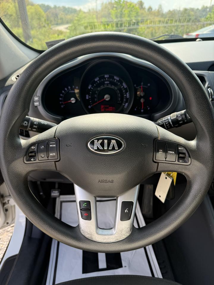 Kia Sportage LX FWD 2013