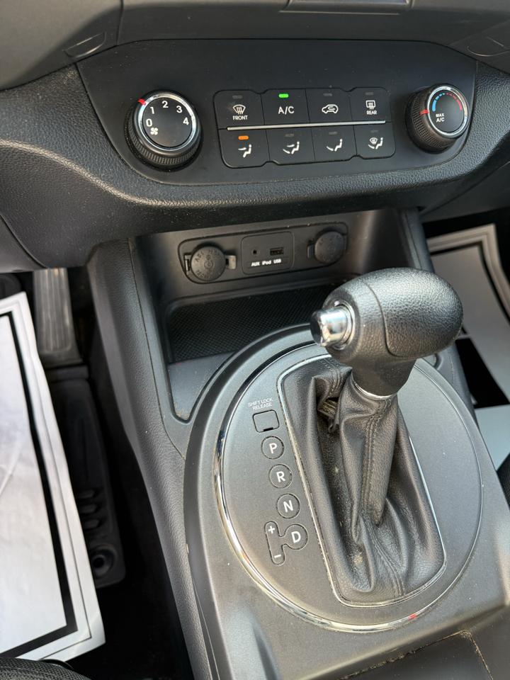 Kia Sportage LX FWD 2013