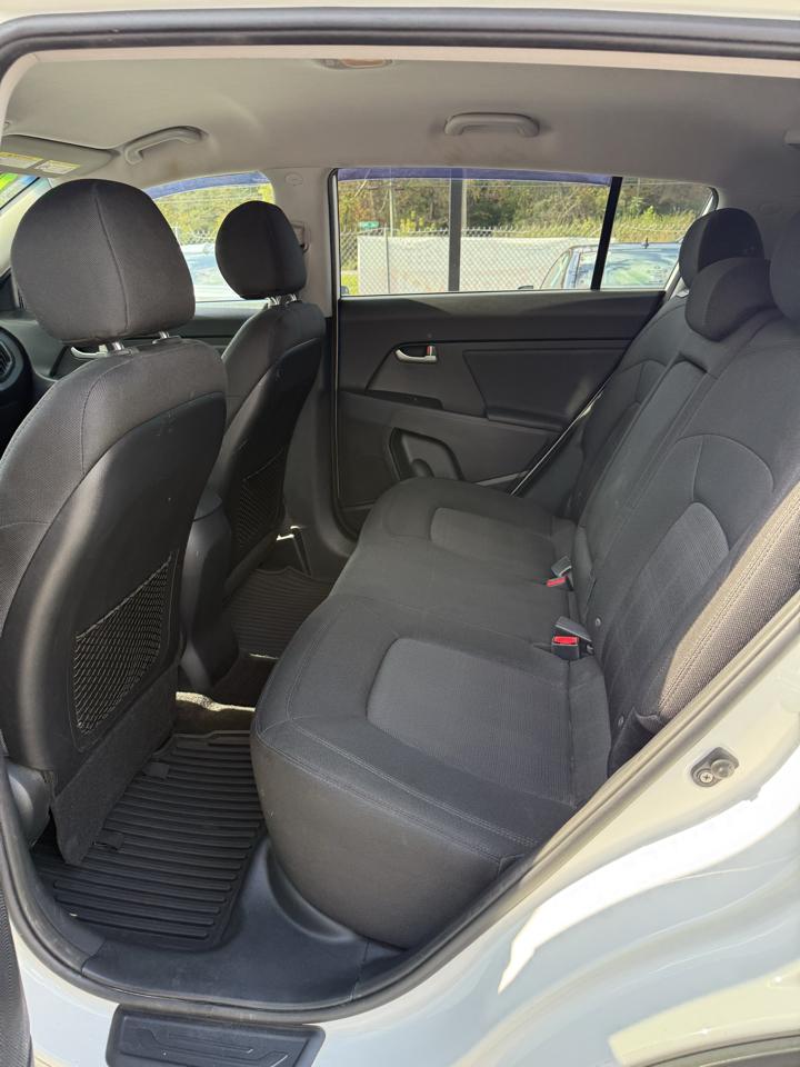 Kia Sportage LX FWD 2013