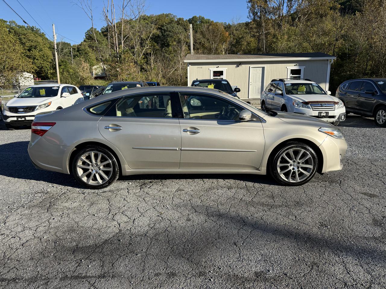 Toyota Avalon XLE Touring 2015