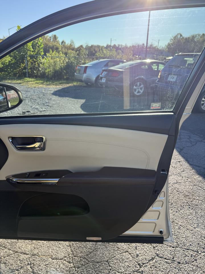 Toyota Avalon XLE Touring 2015