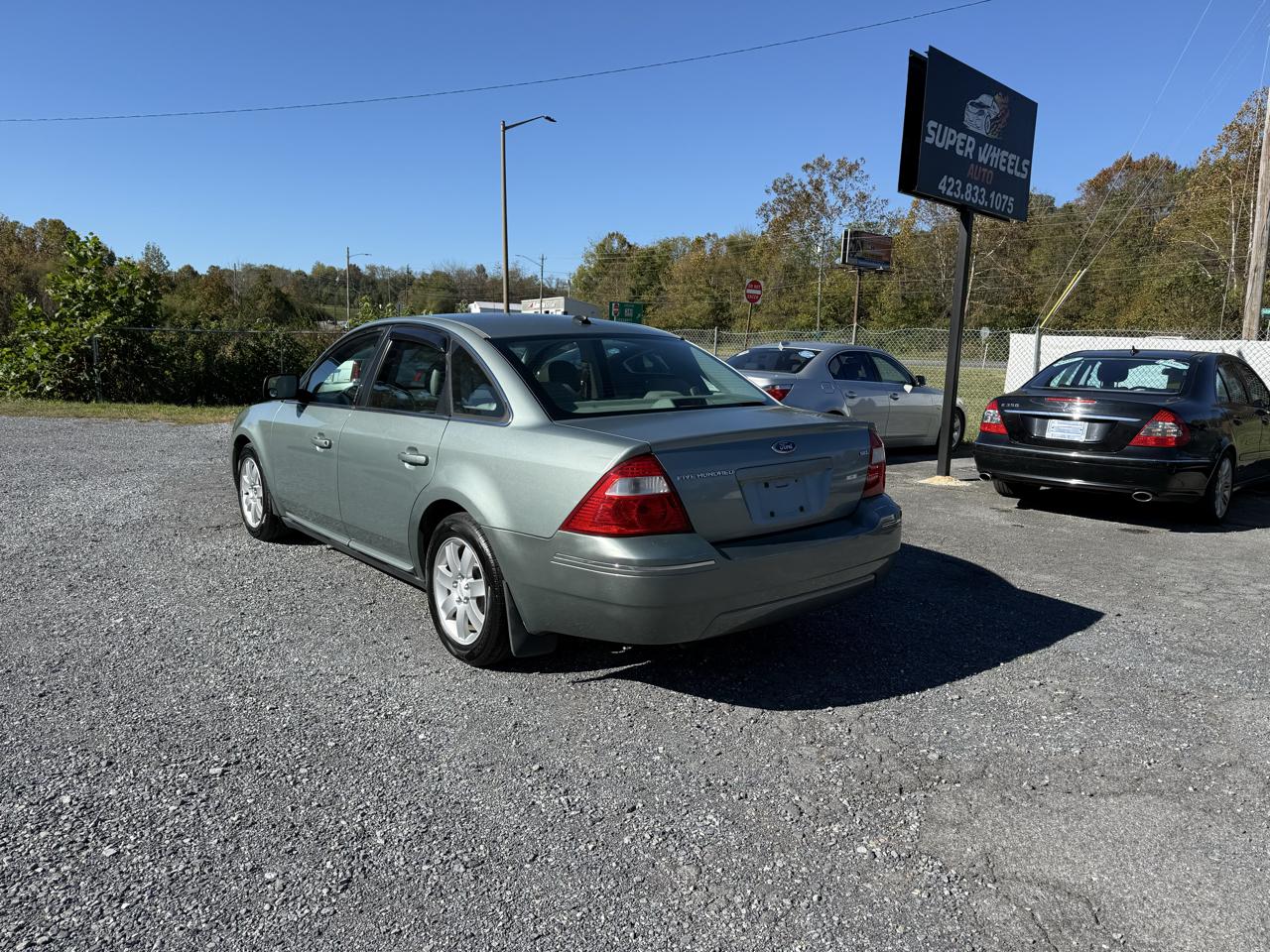 Ford Five Hundred SEL FWD 2007