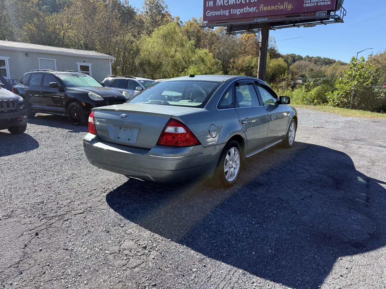 Ford Five Hundred SEL FWD 2007
