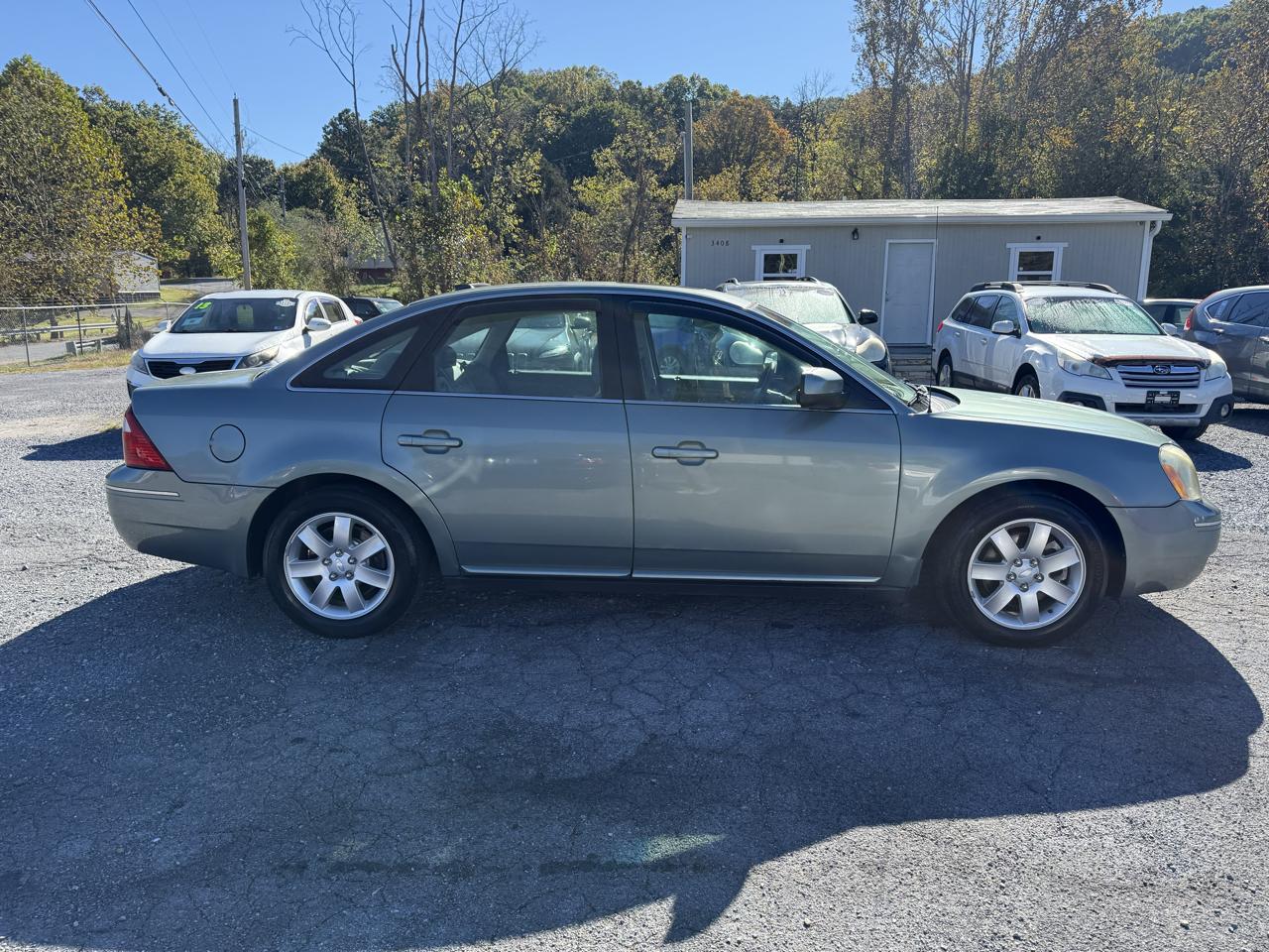 Ford Five Hundred SEL FWD 2007