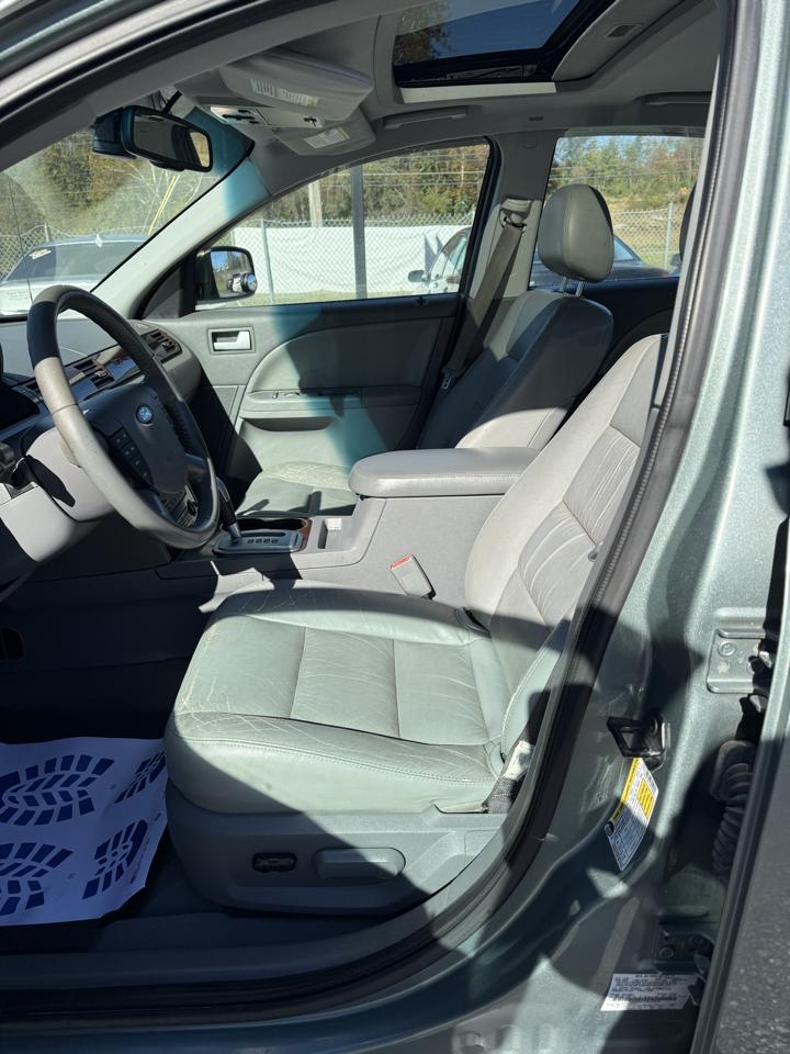 Ford Five Hundred SEL FWD 2007