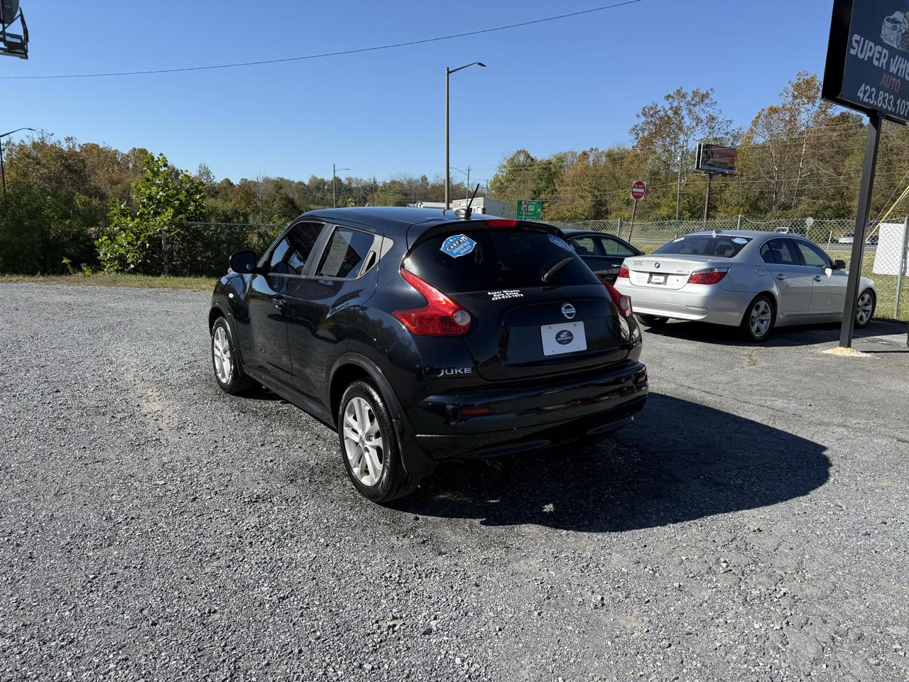 Nissan Juke SV AWD 2011