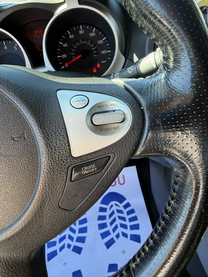 Nissan Juke SV AWD 2011